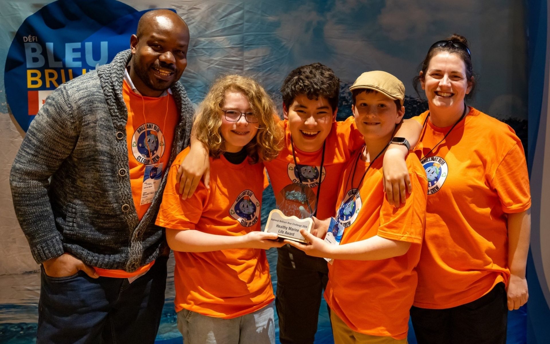 Group picture of Team Bluenose Builders